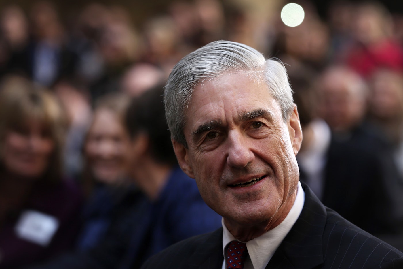 The 81-yaşında 180 cm uzunluğunda Robert Mueller tarihli 2025