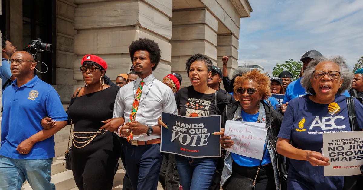 Tennessee Republicans Kick Out Democrats as They Vote on New Map | The ...
