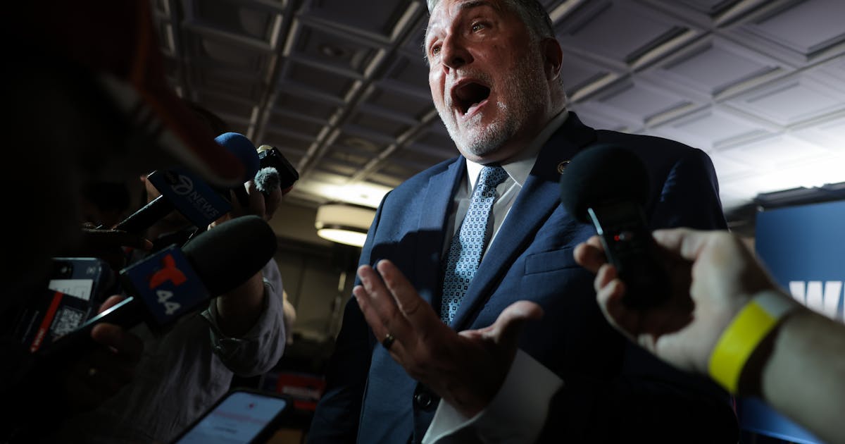 https://images.newrepublic.com/0161cb3cd5f9b2213dfcd90ed3dcb6af74a8073e.jpeg?w=1200&h=630&crop=faces&fit=crop&fm=jpg