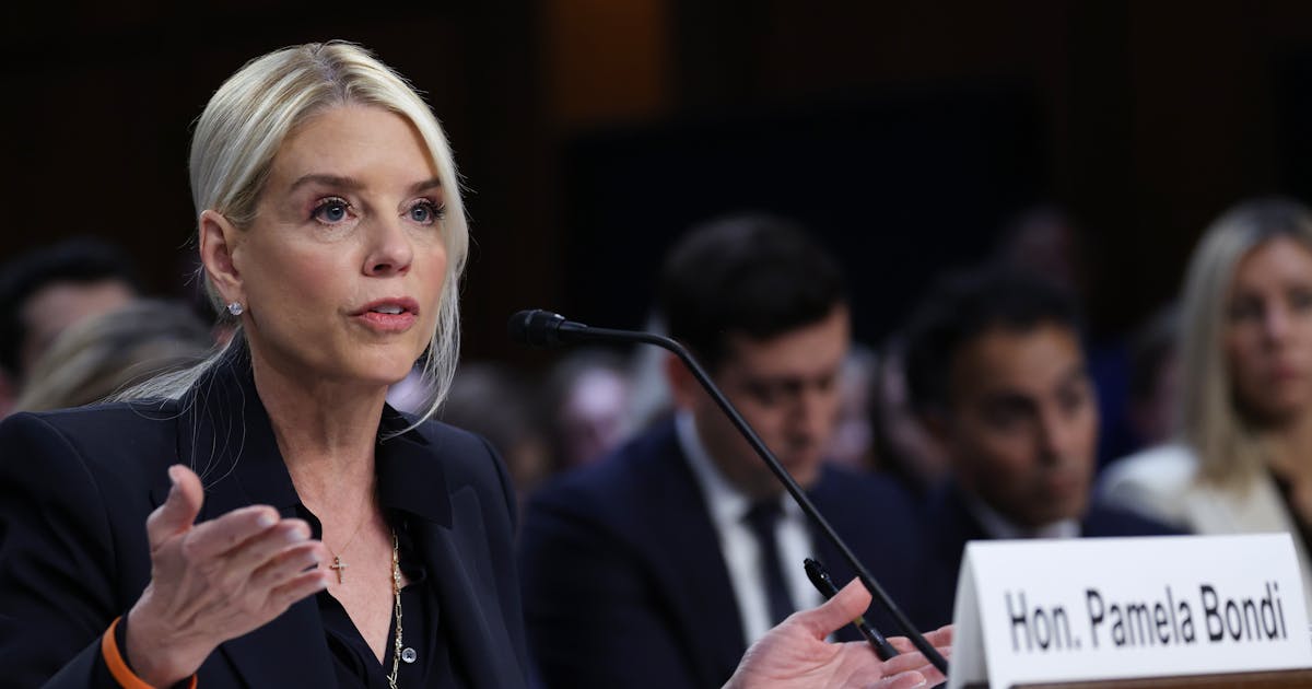 https://images.newrepublic.com/02447d733bc7b74f11b9490d24d3b3b40a77793b.jpeg?w=1200&h=630&crop=faces&fit=crop&fm=jpg