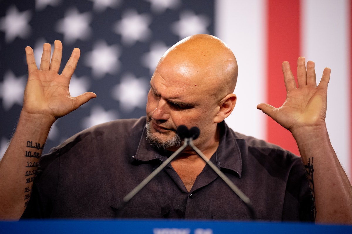 John Fetterman Hits New Low in Quest for Donald Trump’s Approval John Fetterman Hits New Low in Quest for Donald Trump’s Approval