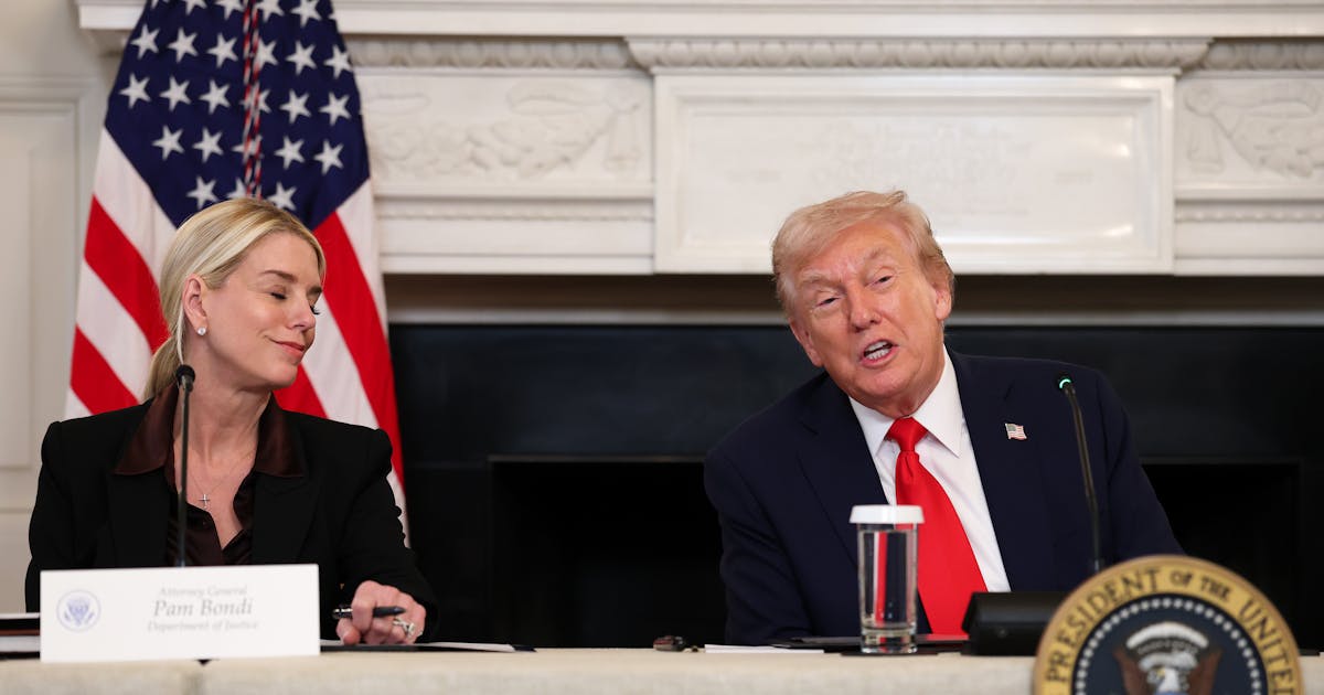 https://images.newrepublic.com/02c7c24aa144bbefd96566c4e84a9d79de293490.jpeg?w=1200&h=630&crop=faces&fit=crop&fm=jpg