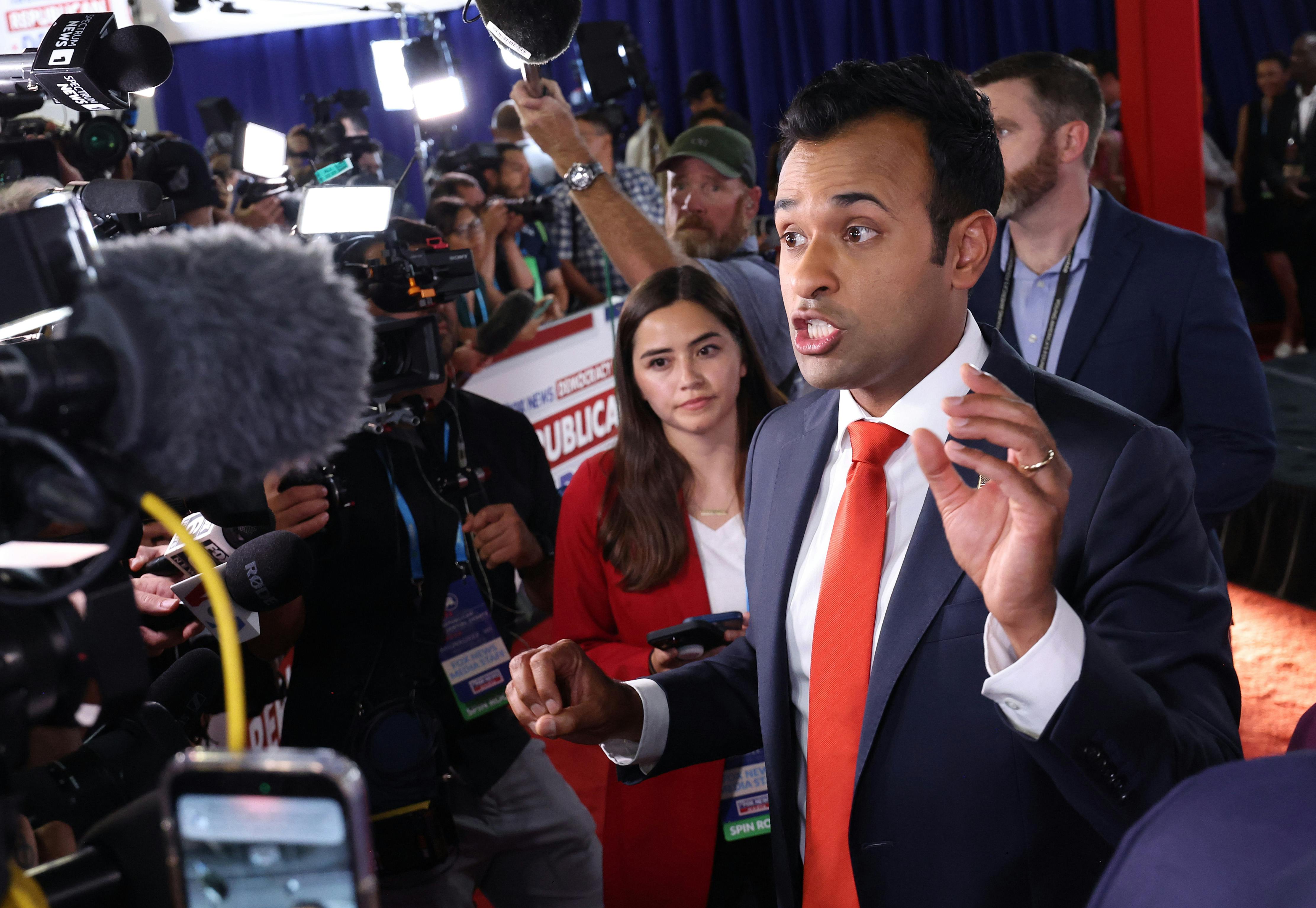 Vivek Ramaswamy Is Trying to Use His Campaign to Dodge a Legal Battle The New Republic picture
