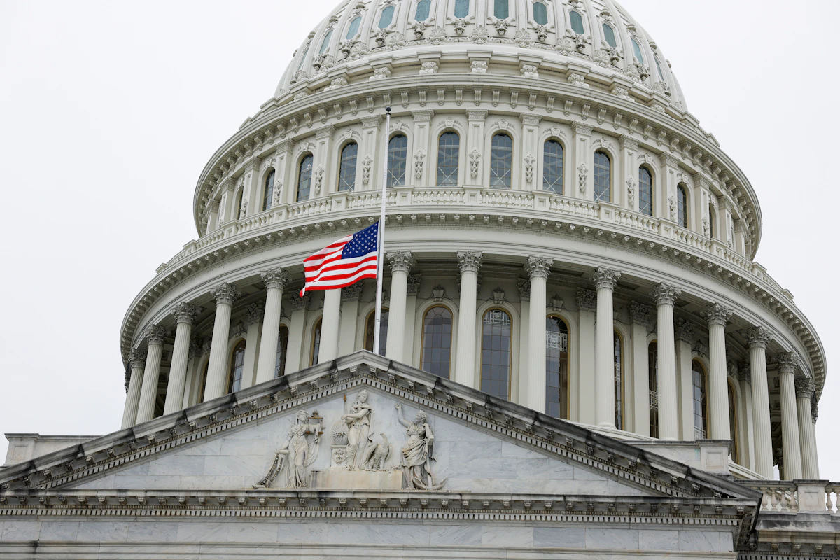 Congress Dodges Shutdown for Now, Despite Republicans’ Best Efforts Congress Dodges Shutdown for Now, Despite Republicans’ Best Efforts