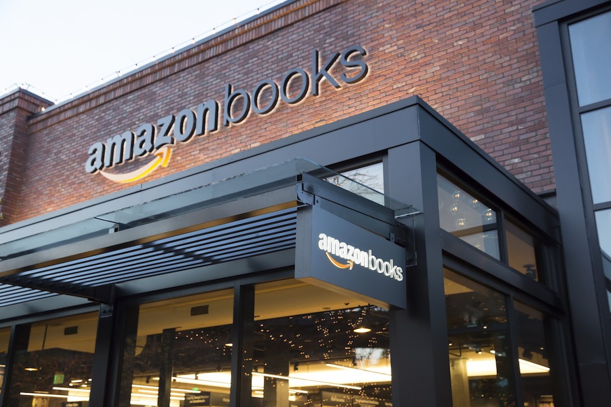 My 2 5 Star Trip To Amazon S Bizarre New Bookstore The New Republic
