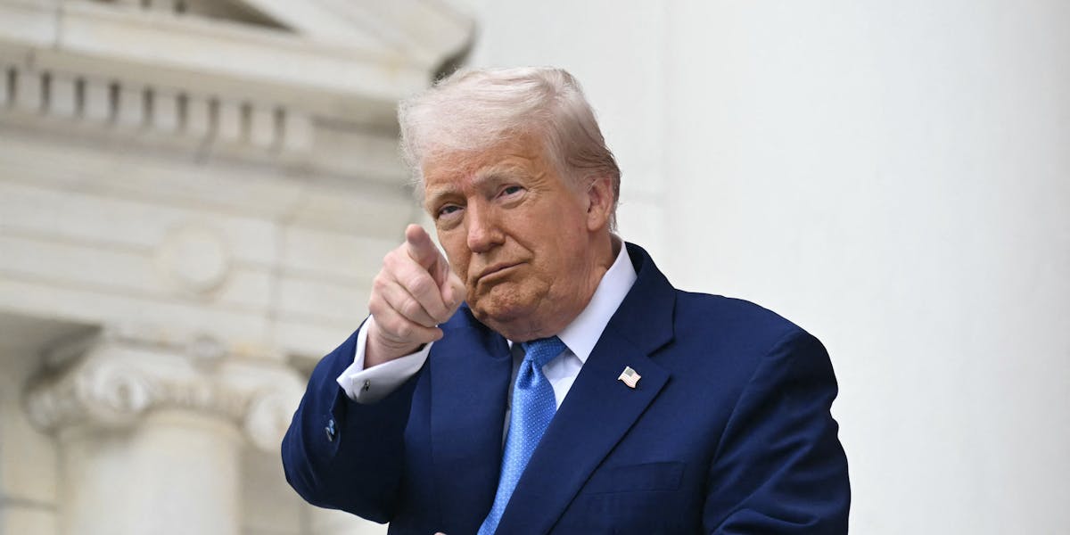 https://images.newrepublic.com/0ad2b8385652bfd710fbb58762da2e99b05a88fb.jpeg?w=1200&h=600&crop=faces&fit=crop&fm=jpg