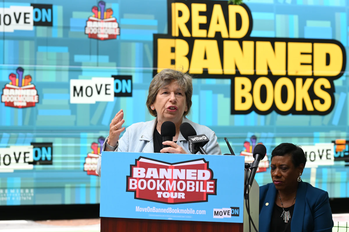 Book Bans Are a Conservative Plot to Destroy Public Schools, Says Randi Weingarten Book Bans Are a Conservative Plot to Destroy Public Schools, Says Randi Weingarten
