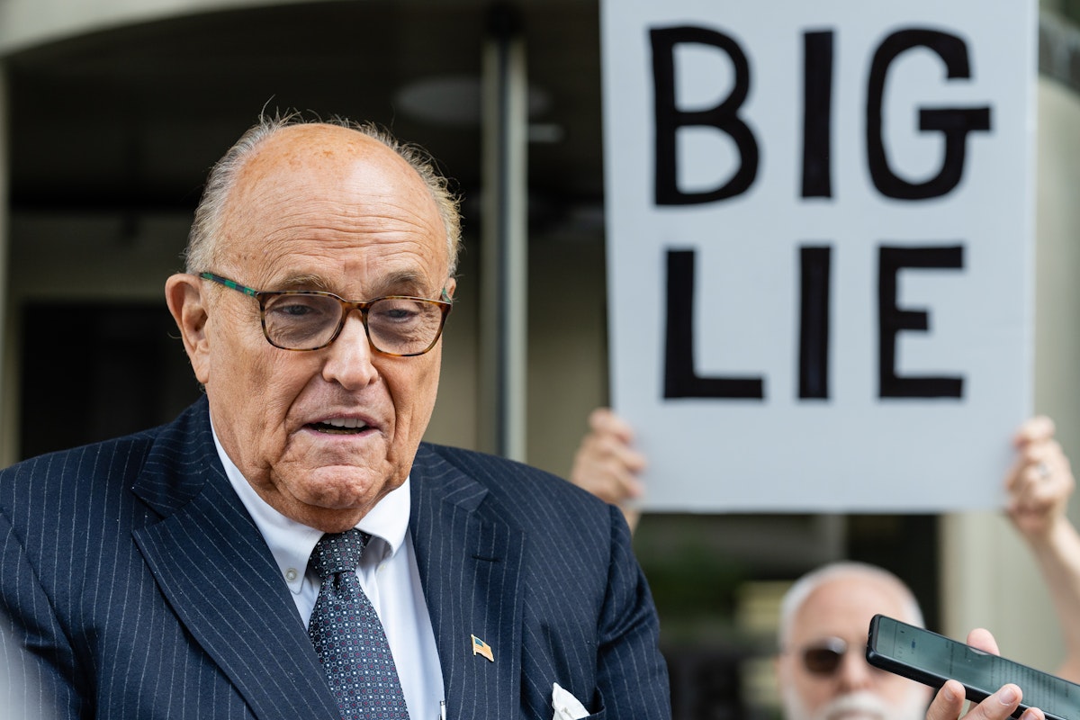 A Desperate and Broke Rudy Giuliani Is Quickly Losing His Legal Team A Desperate and Broke Rudy Giuliani Is Quickly Losing His Legal Team