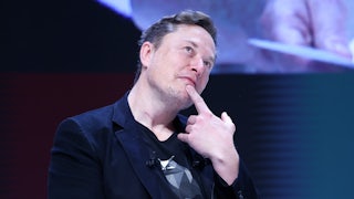 Elon Musk puts on his thinking face