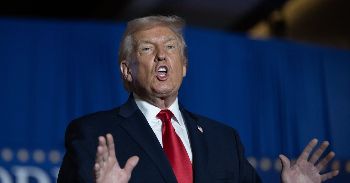 All Trump Wants for Christmas is a “Triumphal Arc”