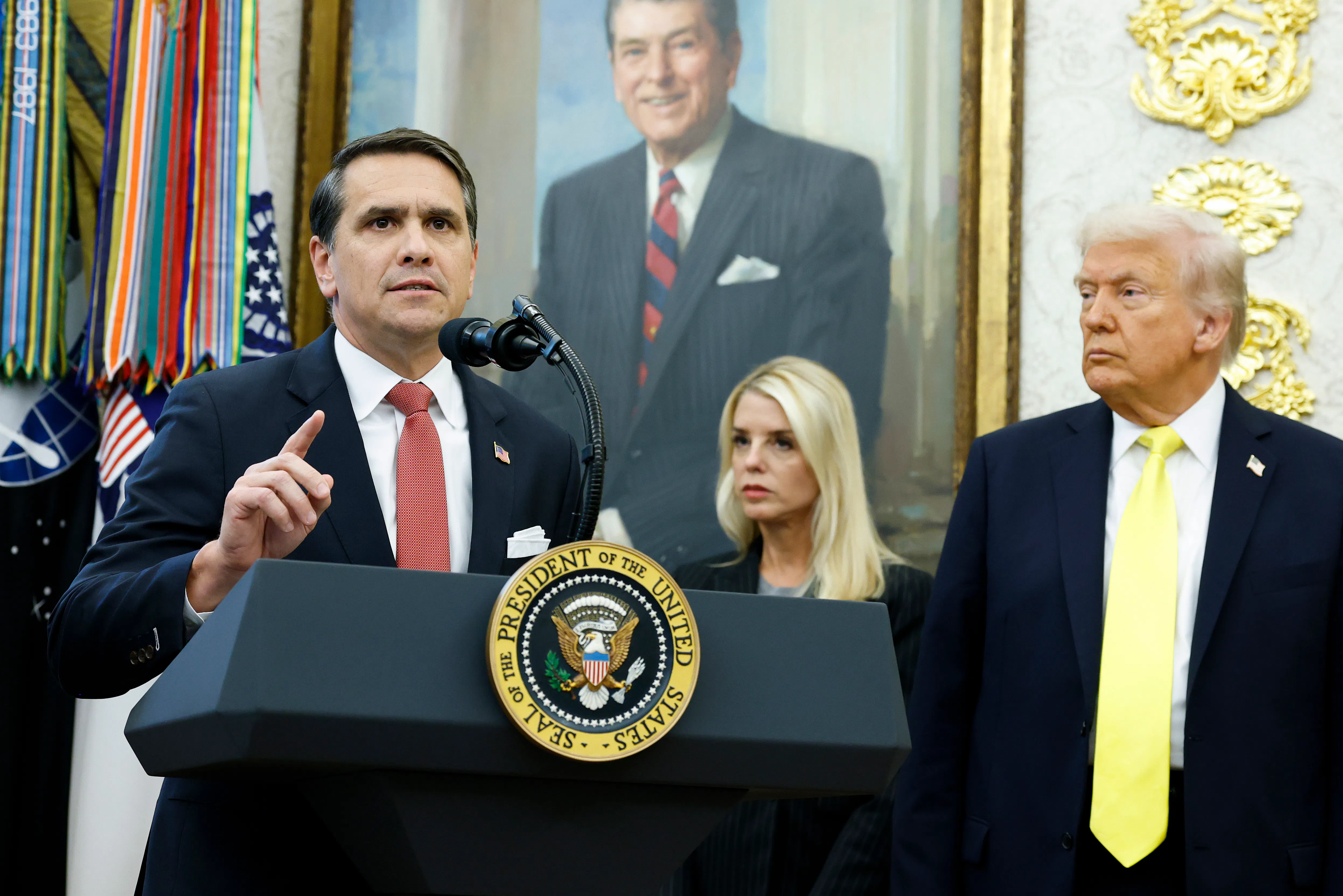 Todd Blanche, Pam Bondi, and Trump in the Oval Office