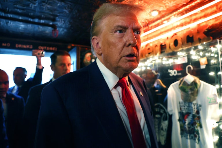 Donald Trump visits a bar