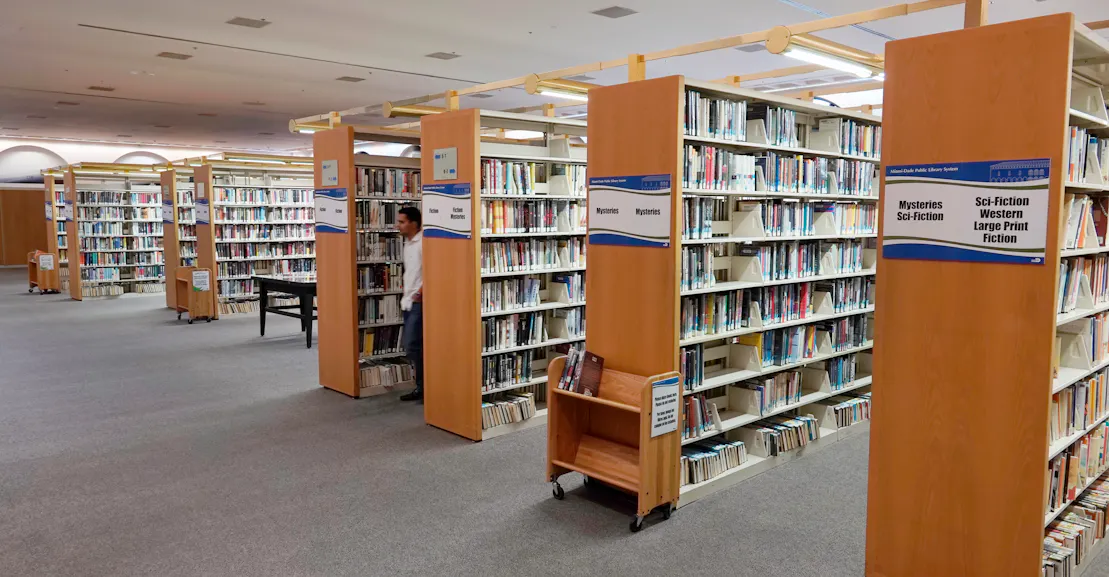 Florida School District Bans The Handmaid’s Tale in New Book Ban Florida School District Bans The Handmaid’s Tale in New Book Ban
