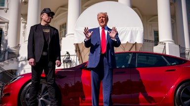 Donald Trump, accompanied by Elon Musk stage an impromptu commercial for Tesla on the South Lawn of the White House.