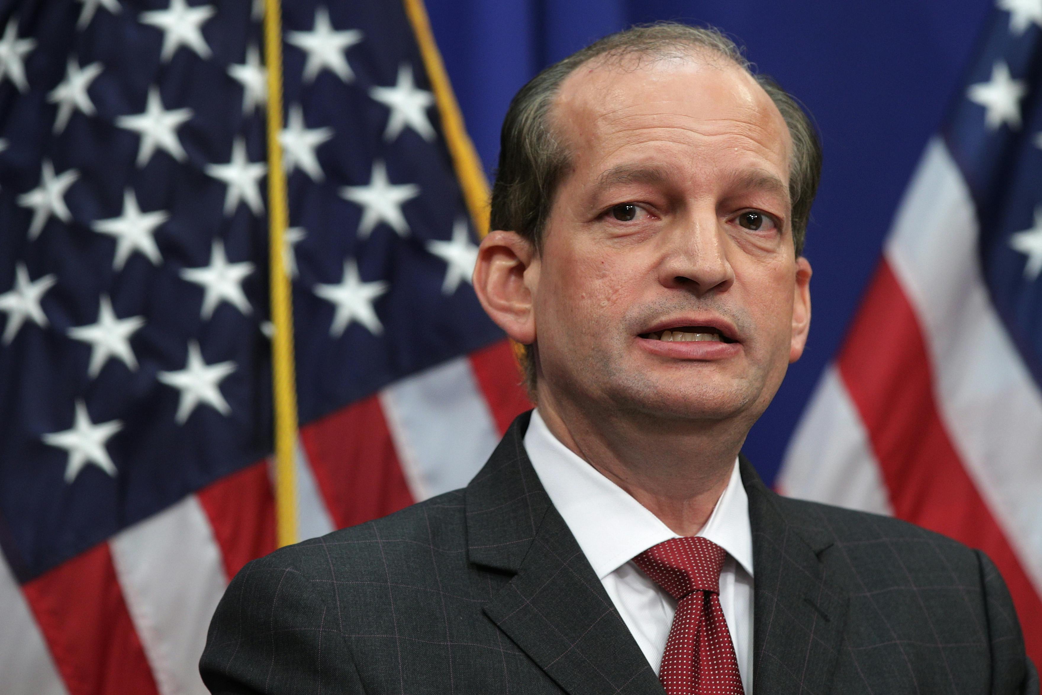 Alexander Acosta’s Trumpian Non-Apology