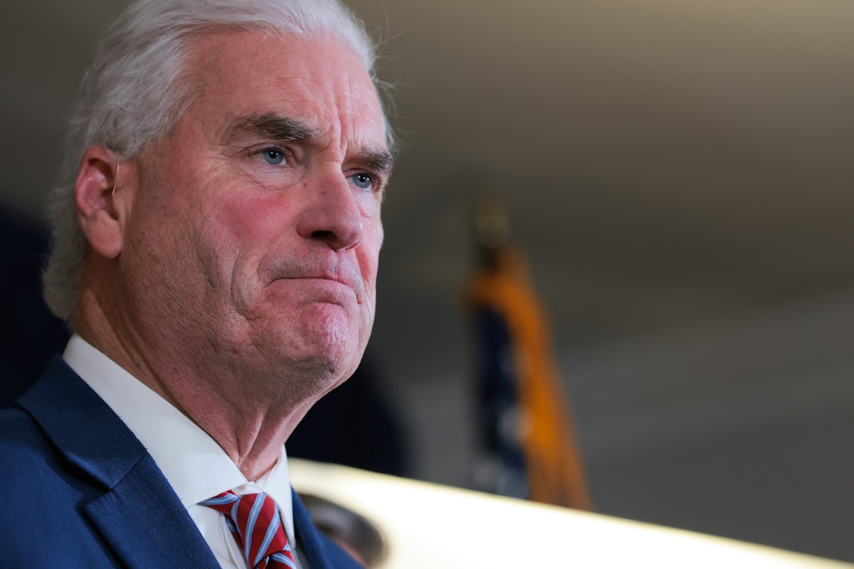 Republican Forced to Answer How Many Somalis He Represents Are Garbage Republican Forced to Answer How Many Somalis He Represents Are Garbage