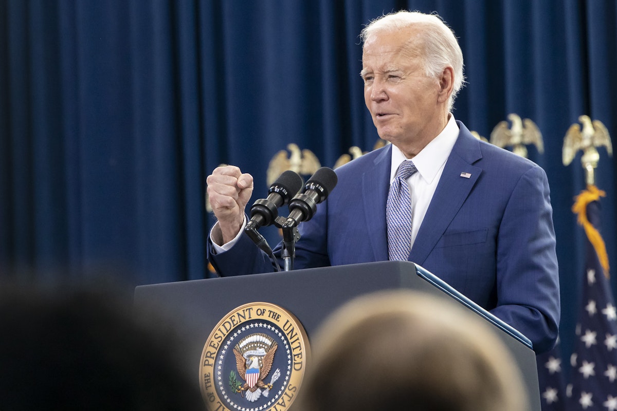 Listen: Deepfake Robocall With Biden Voice Targets New Hampshire Voters thumbnail