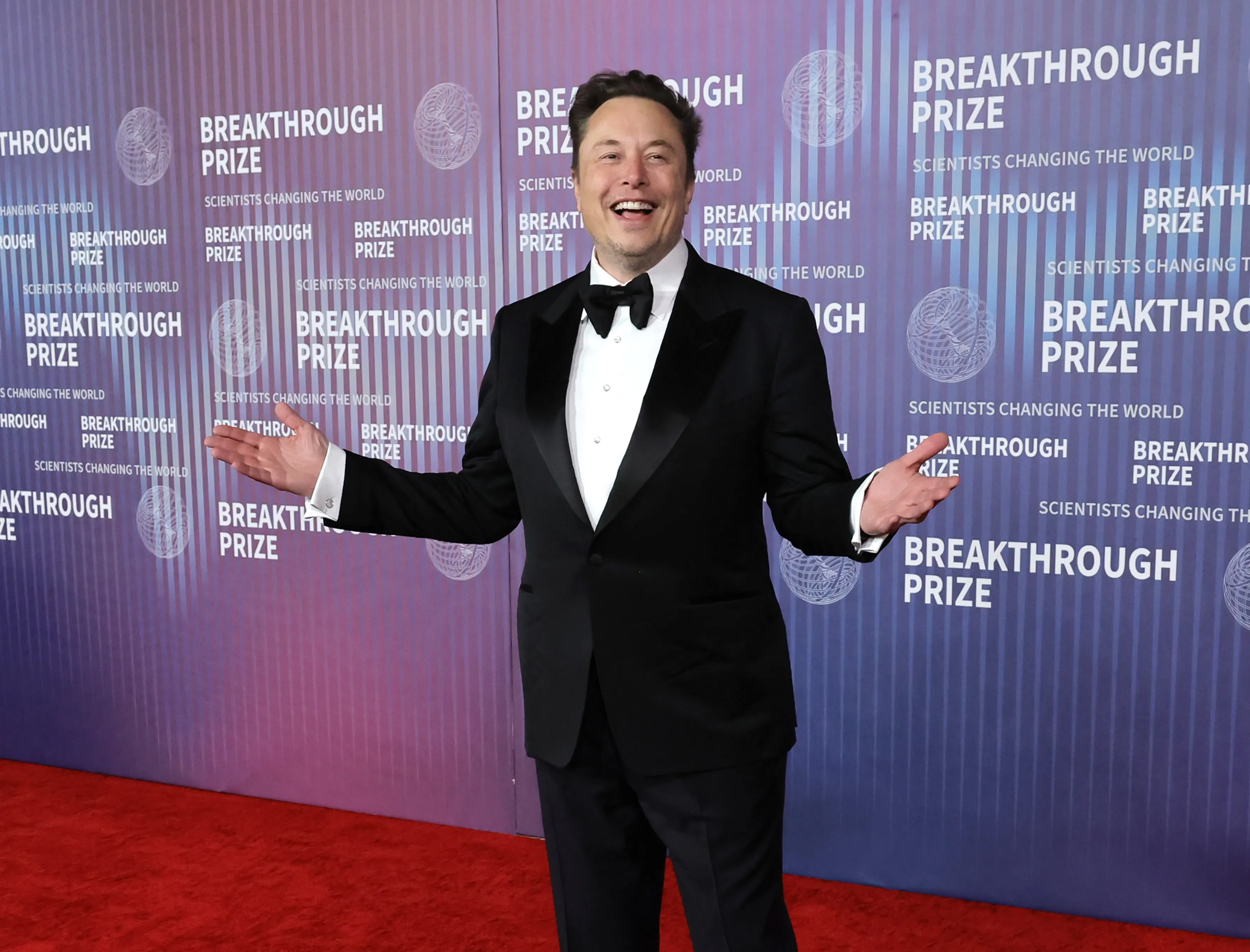 Elon Musk at the Breakthrough Prize Ceremony in Los Angeles in 2024
