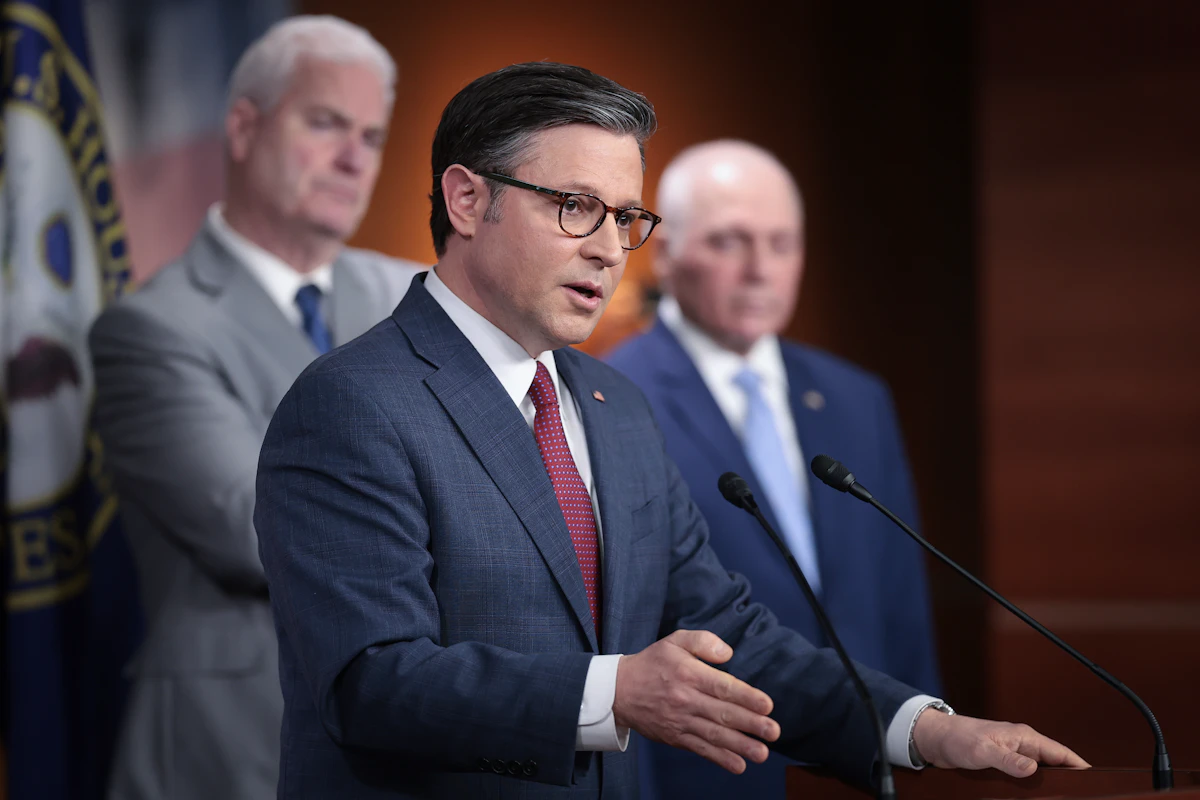 Mike Johnson’s Shockingly Pro-Ukraine Speech Really Sticks It to MAGA Mike Johnson’s Shockingly Pro-Ukraine Speech Really Sticks It to MAGA