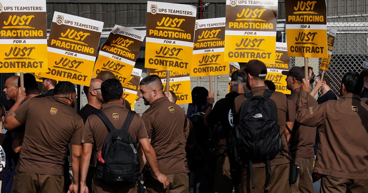 UPS and Teamsters Reach “Most Historic” Labor Deal Ever, Likely Averting Strike UPS and Teamsters Reach “Most Historic” Labor Deal Ever, Likely Averting Strike