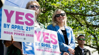 Virginia Governor Abigail Spanberger campaigning for the redistricting initiative