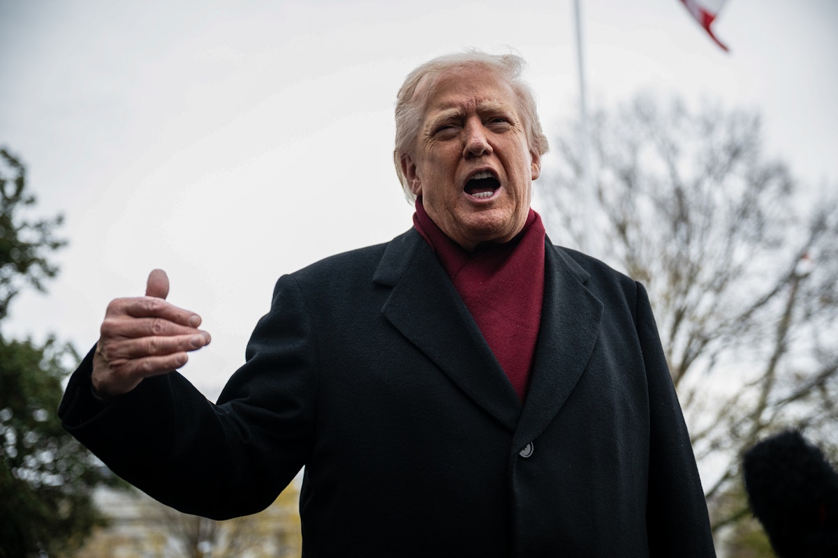 Trump Goes On Unhinged Tirade Against Dem “Traitors” Trump Goes On Unhinged Tirade Against Dem “Traitors”