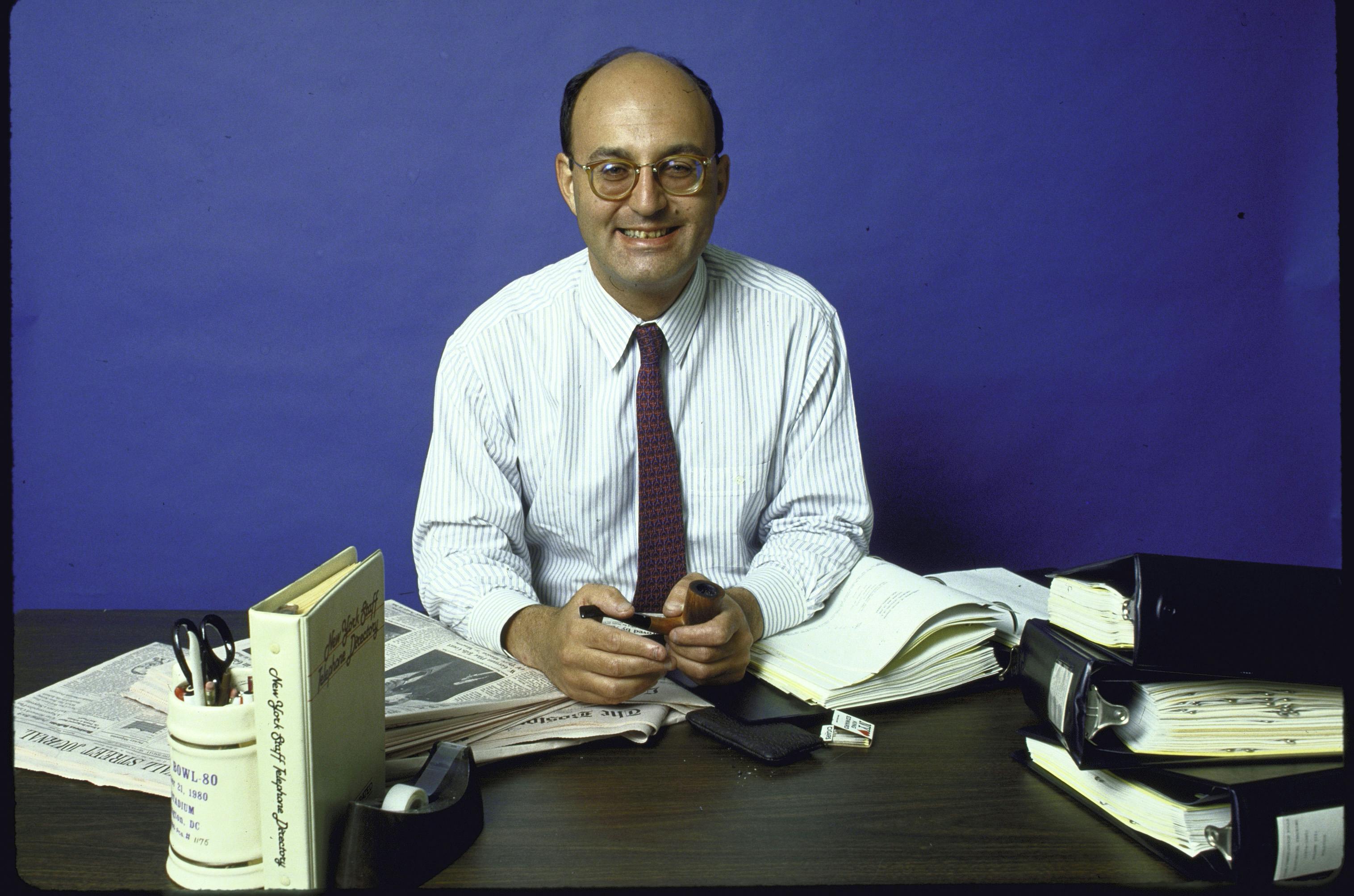 Walter Shapiro, then a senior writer at Time magazine, in his office in 1987