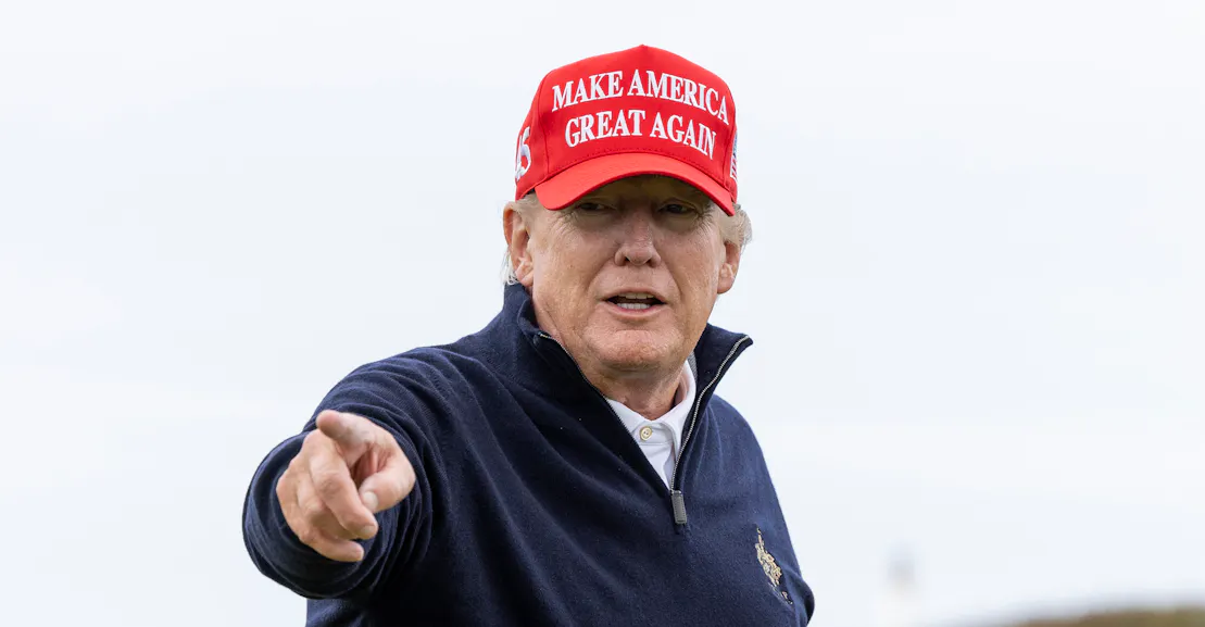 Trump Is Showing Everyone Exactly Who He Is (a Sexual Predator) Trump Is Showing Everyone Exactly Who He Is (a Sexual Predator)