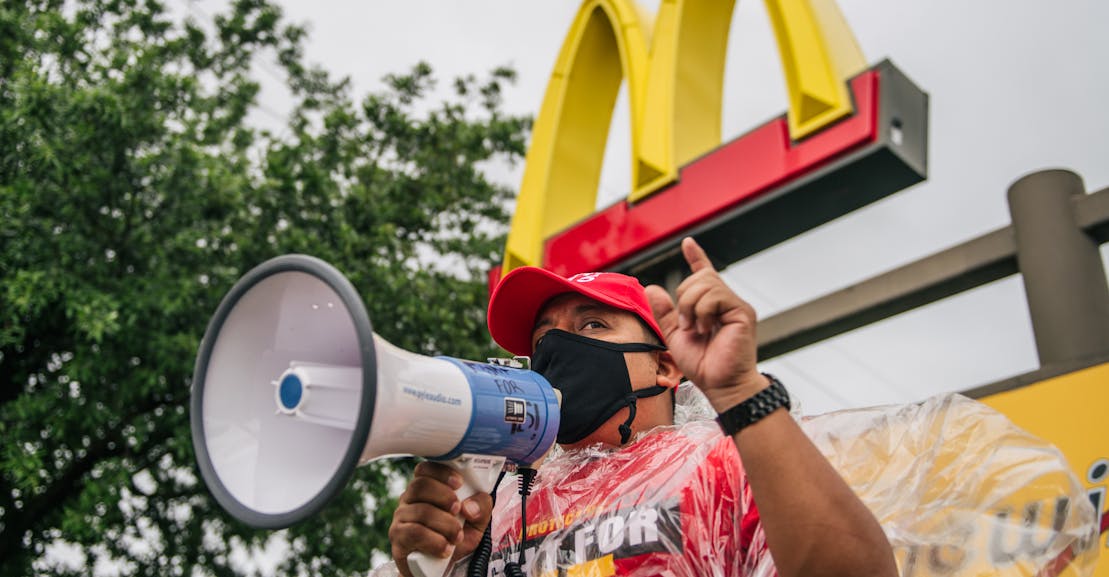 The Battle for Is Transferring Past the Minimal Wage With a Daring New Thought The Battle for Is Transferring Past the Minimal Wage With a Daring New Thought