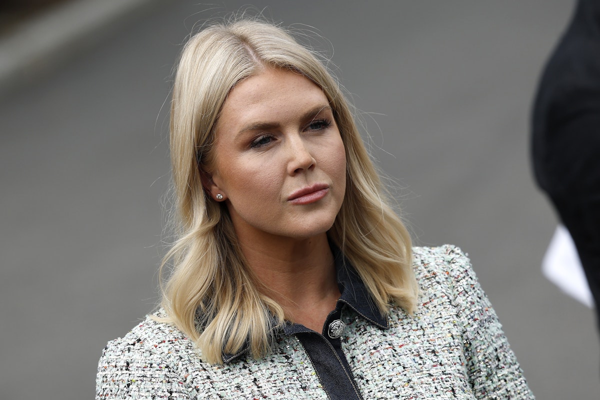 Trump Press Sec Throws FBI Under Bus Amid Brutal Epstein Poll Fallout Trump Press Sec Throws FBI Under Bus Amid Brutal Epstein Poll Fallout