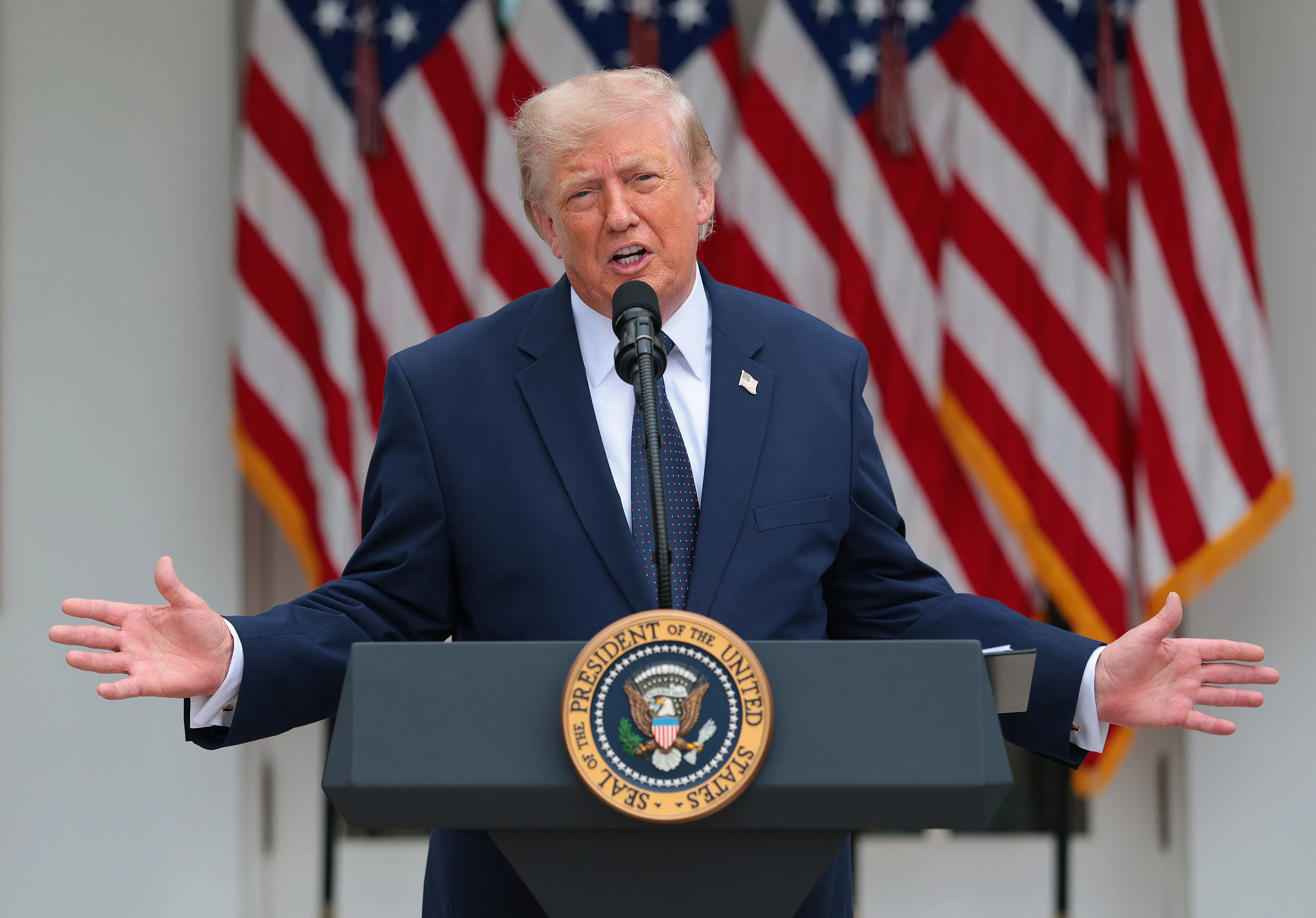 Donald Trump spreads hands