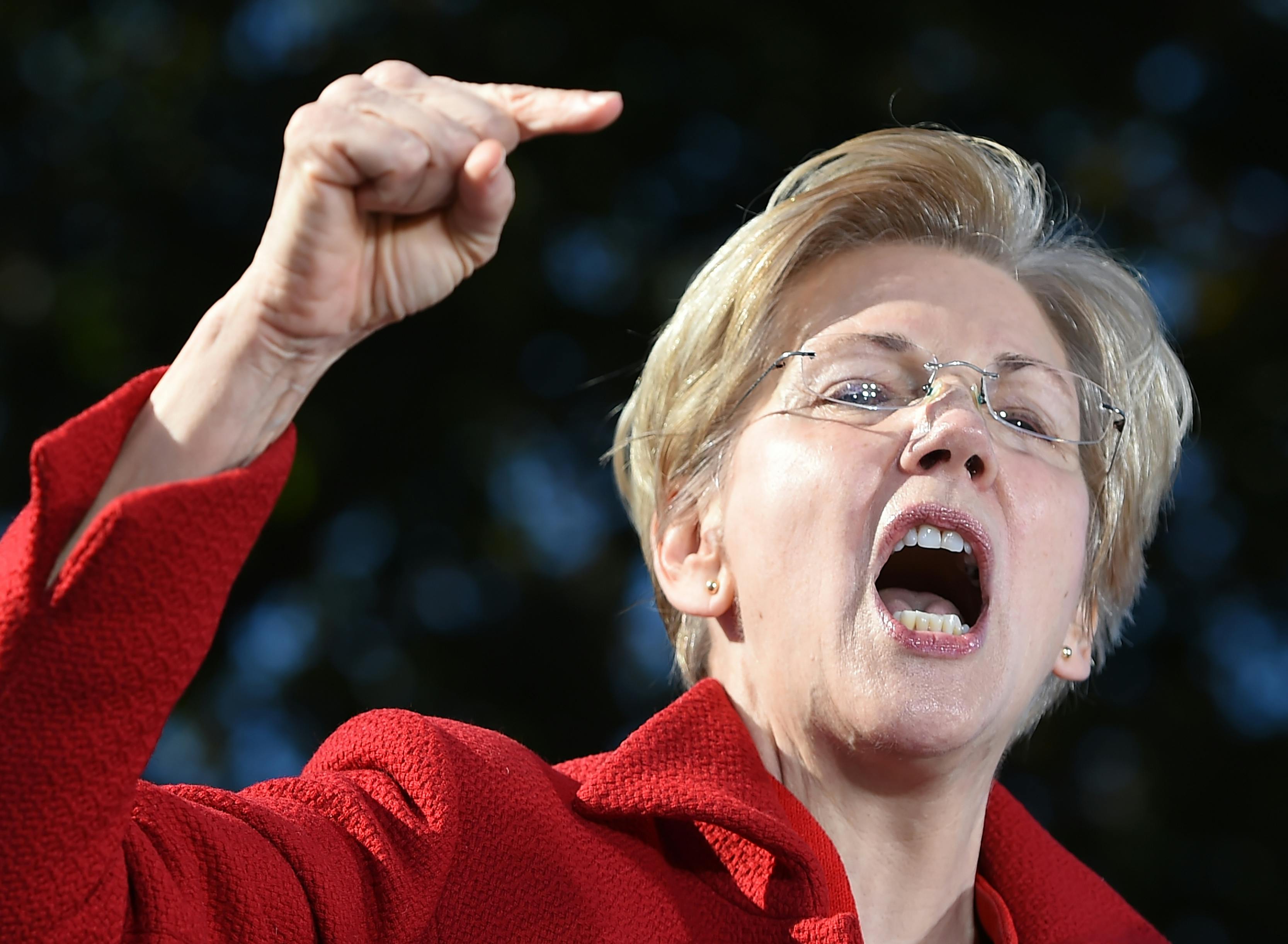 How Elizabeth Warren Became the Soul of the Democratic Party | The New  Republic