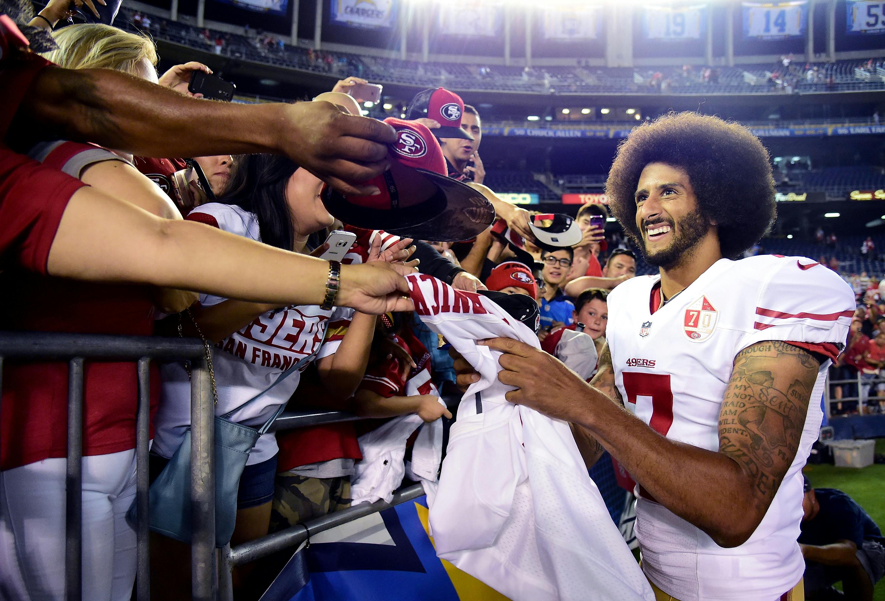 Colin Kaepernick autographed Jersey (San Francisco 49ers)