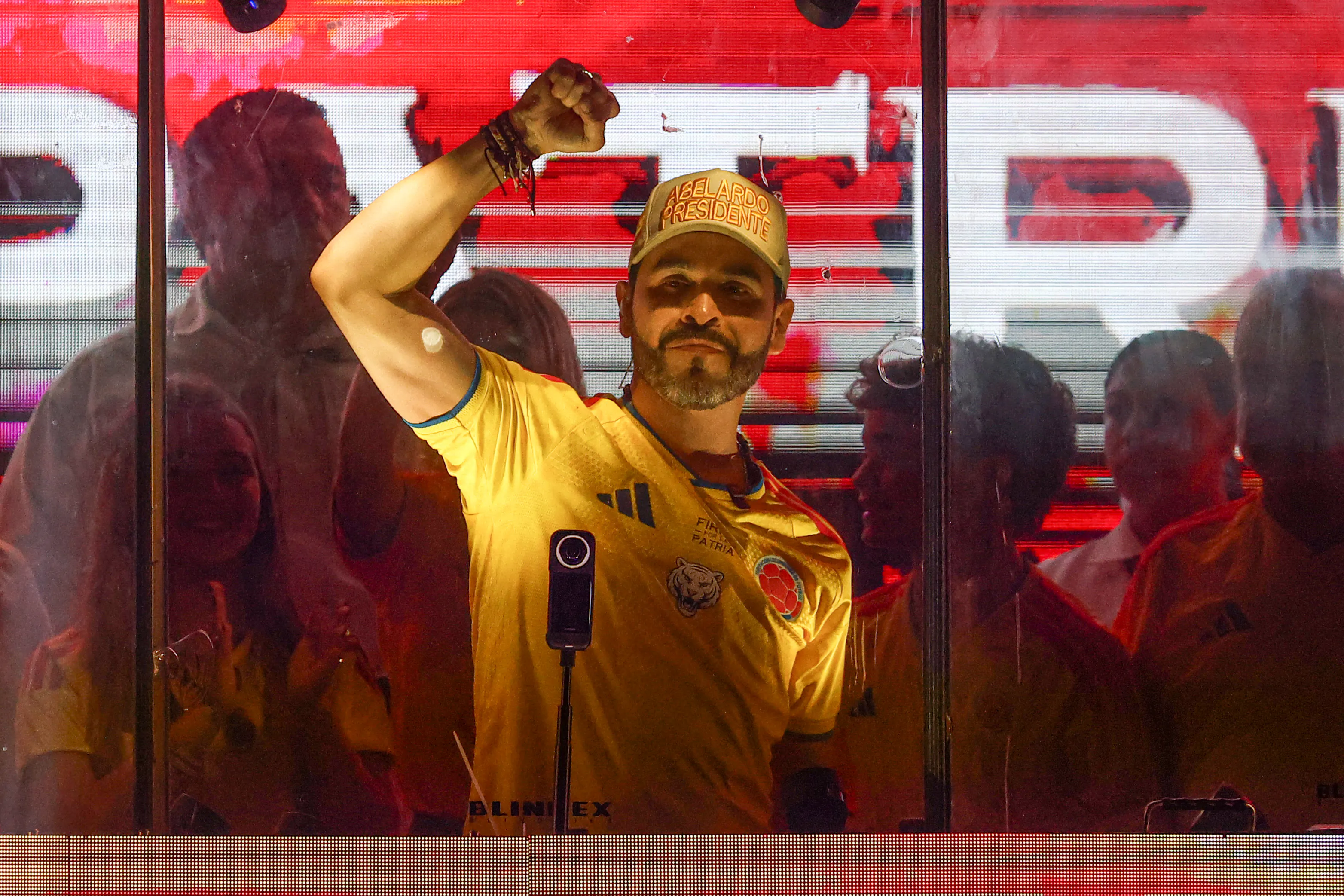 On May 31, Colombian presidential candidate Abelardo De La Espriella raised his fist while addressing his supporters after the results of the first round of the presidential elections were announced in Barranquilla, Colombia.