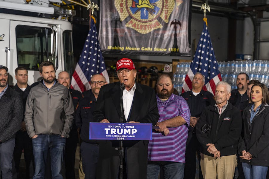Trump, Who Deregulated the Railroad Industry, Lies to the People