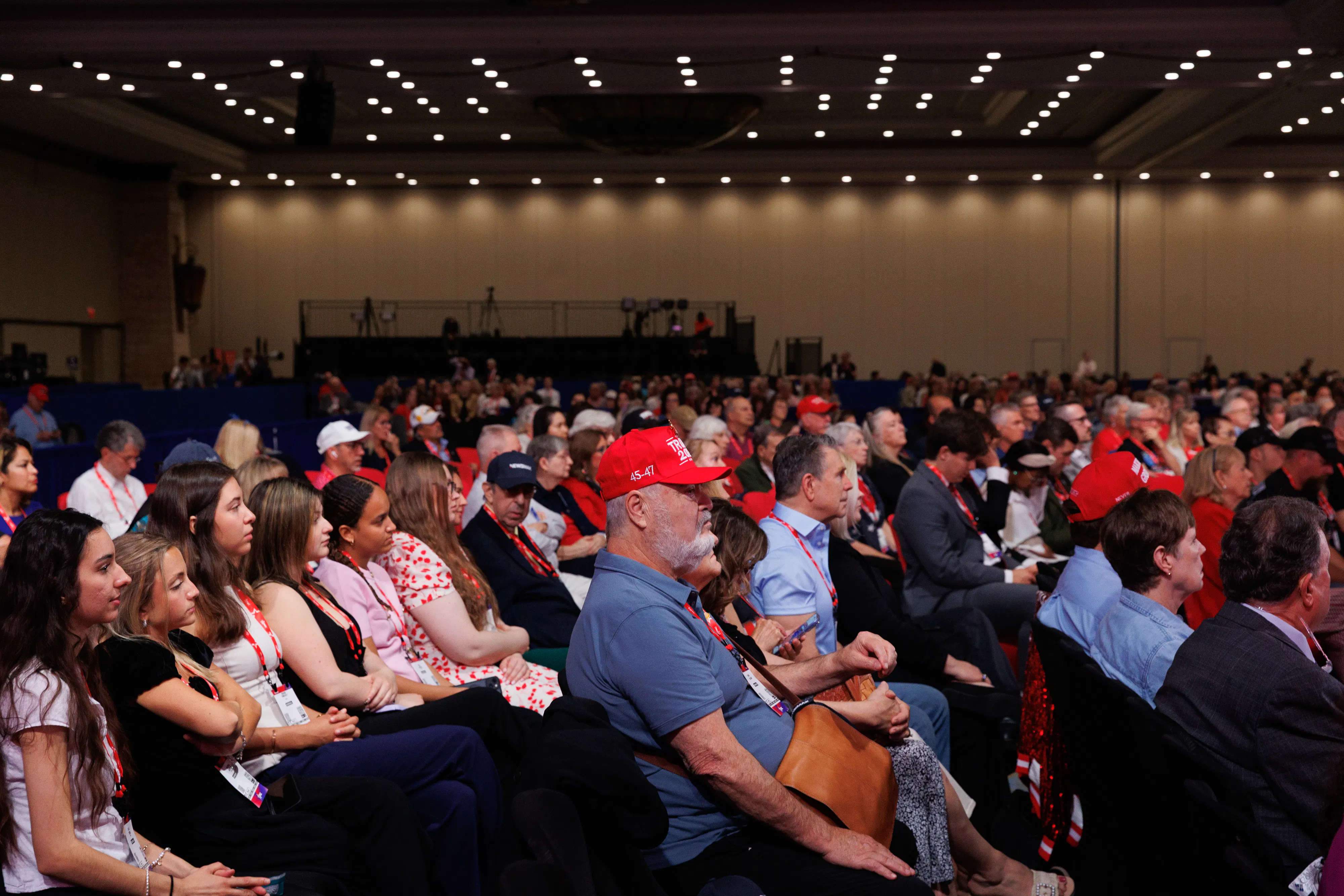 CPAC audience, many of them wearing MAGA hats