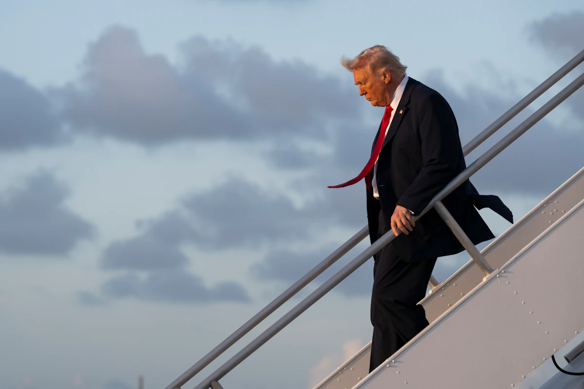 Trump Is Trying to Bully Oil Tankers to Sail Through a Conflict Zone
