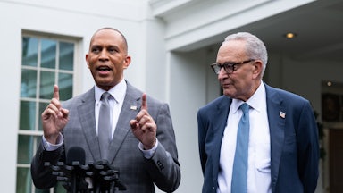 Hakeem Jeffries and Chuck Schumer hold a press conference outside the White House.