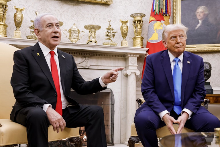 Donald Trump and Benjamin Netanyahu give a press conference in the White House