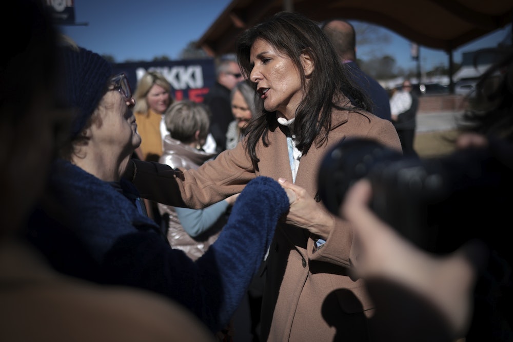 Nikki Haley greets supporters at Bamberg Veterans Park