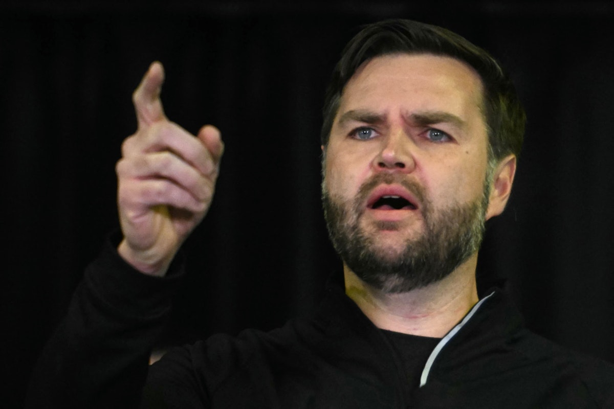 MAGA Is Mad at JD Vance About Group Chat for Weirdest Reason MAGA Is Mad at JD Vance About Group Chat for Weirdest Reason