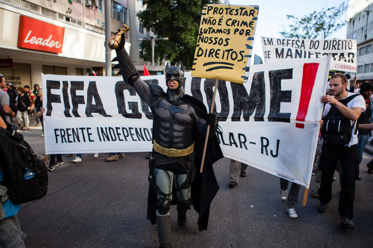 Brazilian Riot Police Crushed a Big Protest During the World Cup Final ...