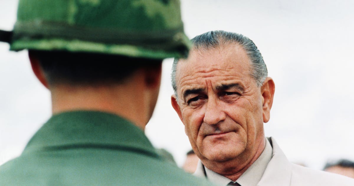 El costo de corregir excesivamente a Lyndon Johnson y Vietnam