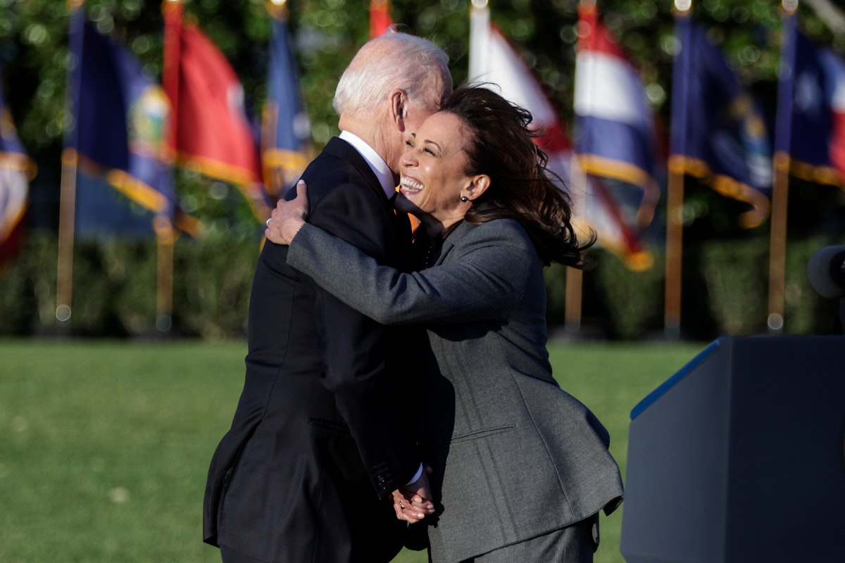 Kamala’s Biden Balancing Act Kamala’s Biden Balancing Act