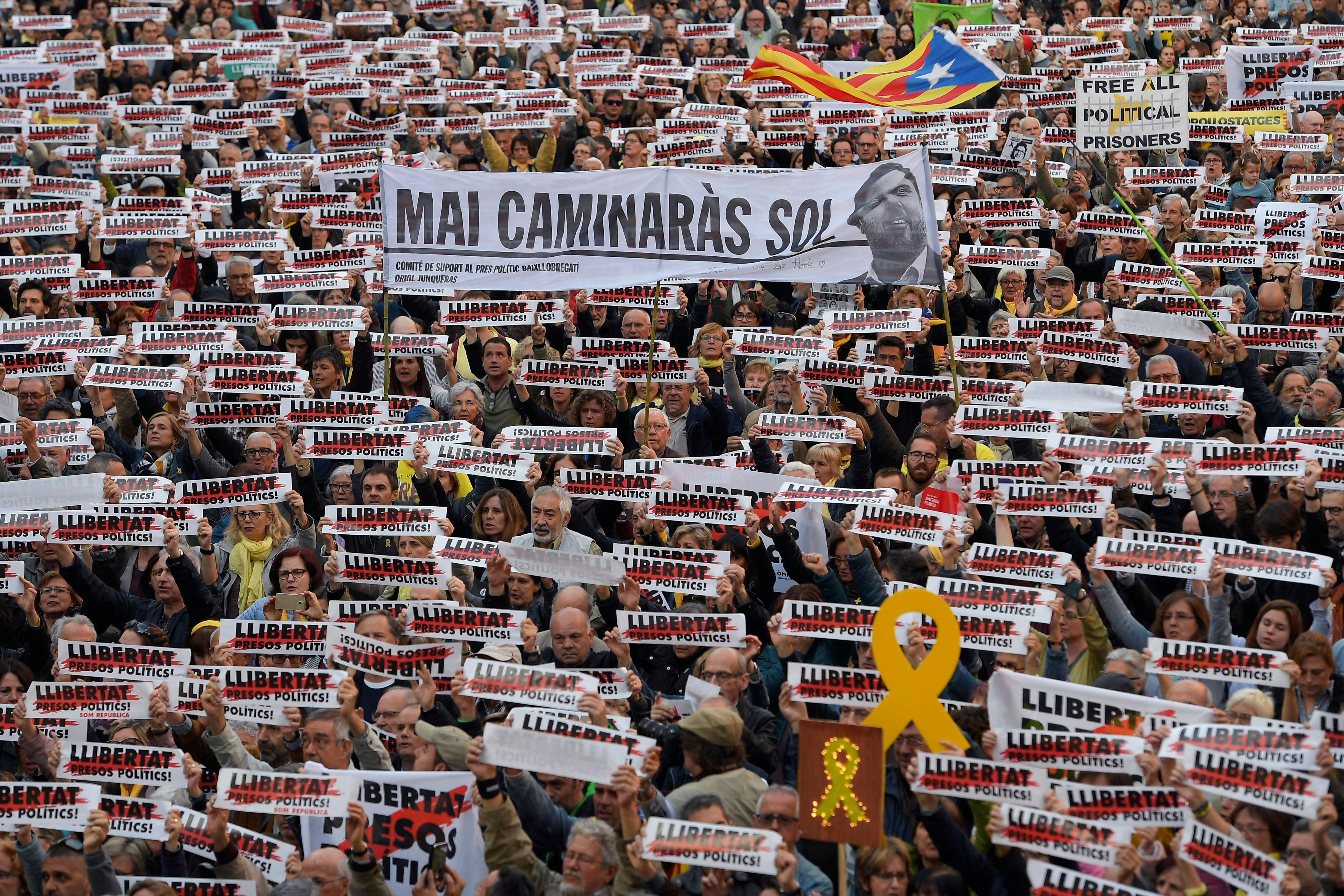 Political freedom. National Democracy (Spain).