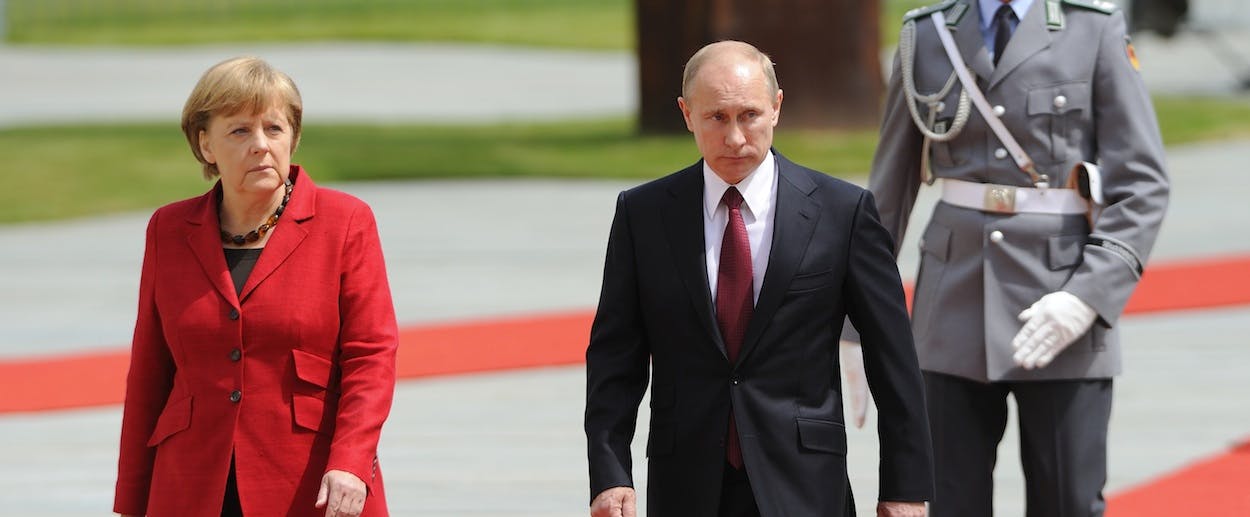 Putin's Press Conference On Ukraine Proved Merkel Right: He's Nuts ...