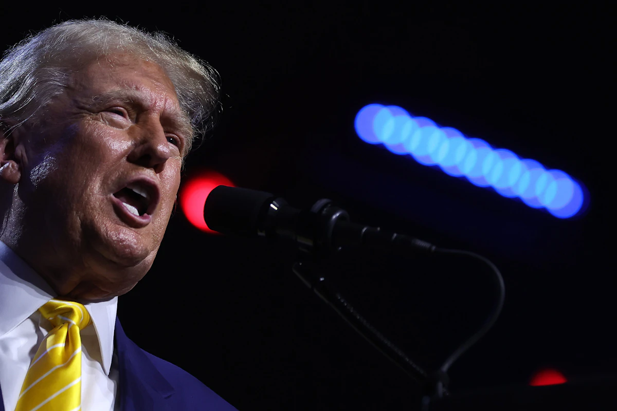 Trump Blows a Fuse Over Report He’d Enforce Mandatory Military Service Trump Blows a Fuse Over Report He’d Enforce Mandatory Military Service