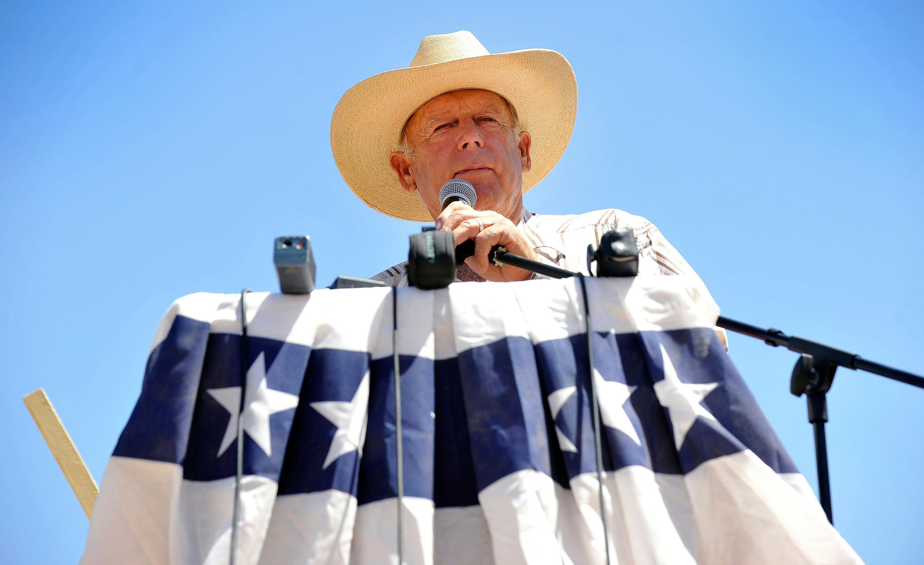 The Bundys Are Back. | The New Republic