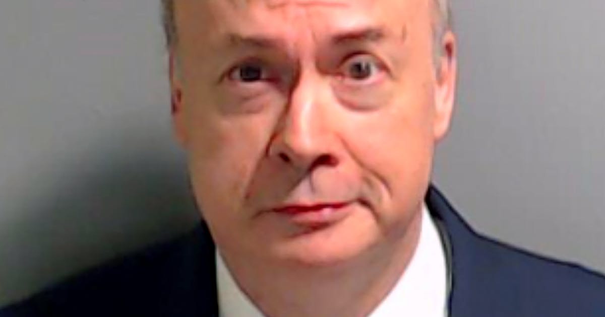 https://images.newrepublic.com/5b63cbf3584e6ec535a6cc4aa68aa8eafd18e23b.jpeg?w=1200&h=630&crop=faces&fit=crop&fm=jpg
