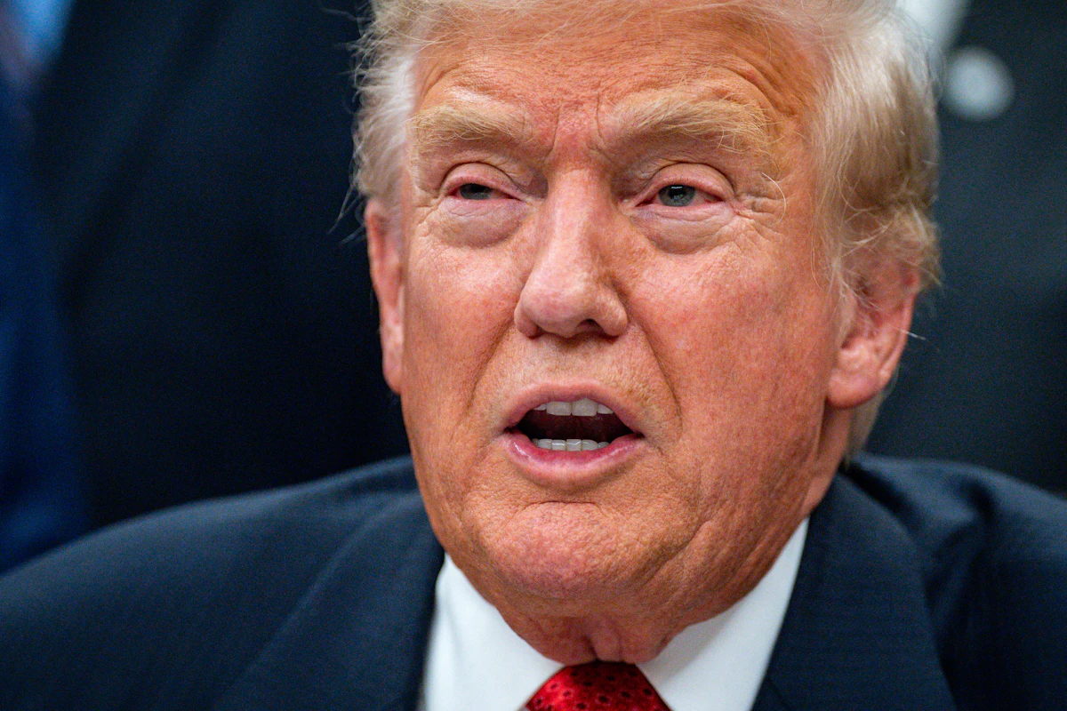 Trump’s Pressure Campaign to Block Epstein Files Is Falling Apart Trump’s Pressure Campaign to Block Epstein Files Is Falling Apart